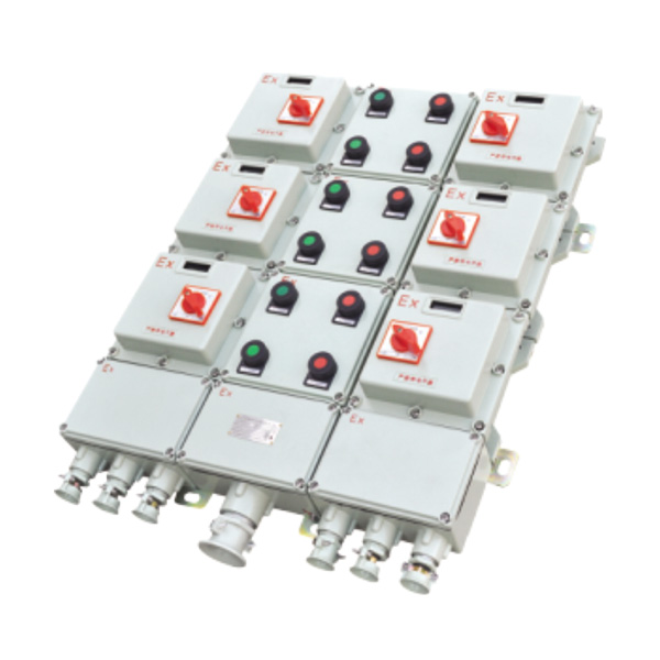 BXQ系列防爆動(dòng)力配電箱(電磁起動(dòng))特點(diǎn)：
<br>1、壓鑄鋁合金或鋼板焊接外殼，表面噴塑。
<br>2、適用于控制多臺(tái)電動(dòng)機(jī)，還可為照明或儀表配出電源。…
